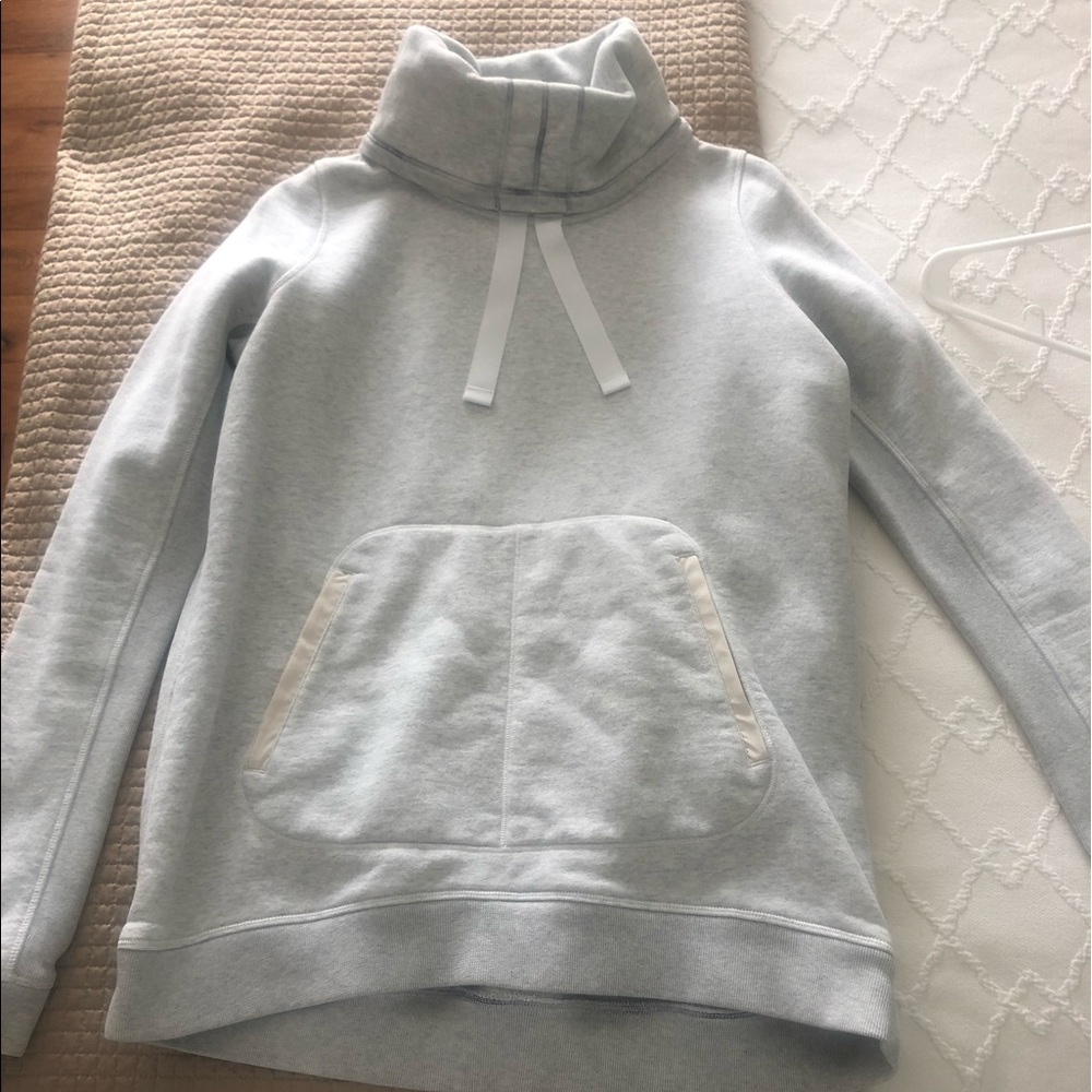 Lulu lemon sweatshirt